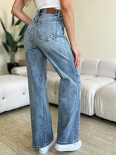 Load image into Gallery viewer, Judy Blue Full Size High Waist Straight Jeans
