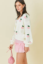 Load image into Gallery viewer, Sweater with flower applique and contrast buttons: WHITE/PINK
